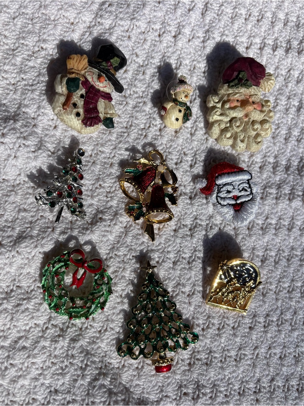 Christmas Lapel Pins Lot
9 count